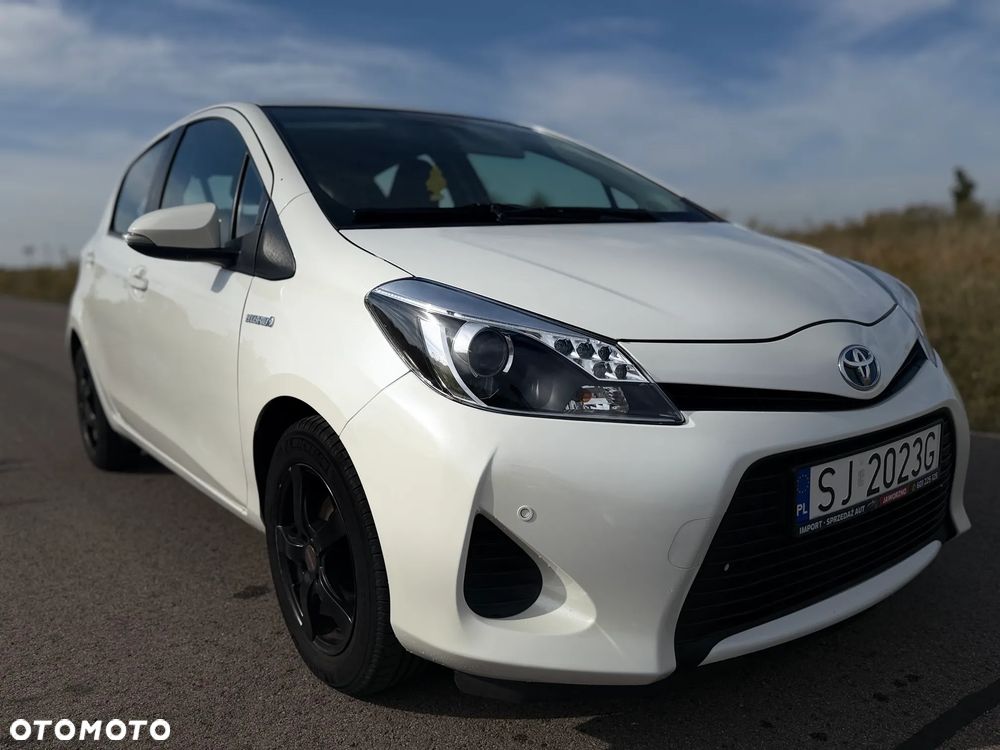 Toyota Yaris - 10