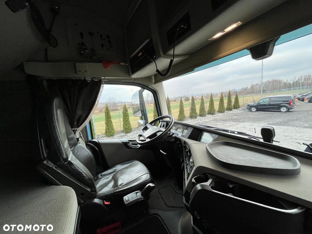 Volvo FH500 / WERSJA LIMITOWANA / FULL SERWIS / XENONY / GLOBETROTTER XL - 23