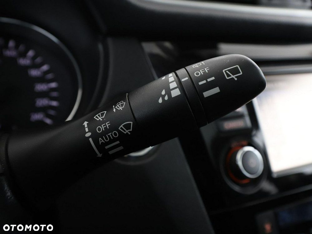 Nissan Qashqai 1.2 DIG-T N-Connecta - 29