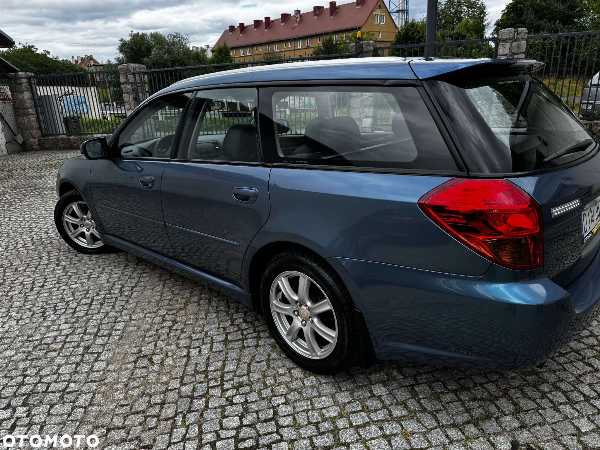 Subaru Legacy SW 2.0i AT - 14