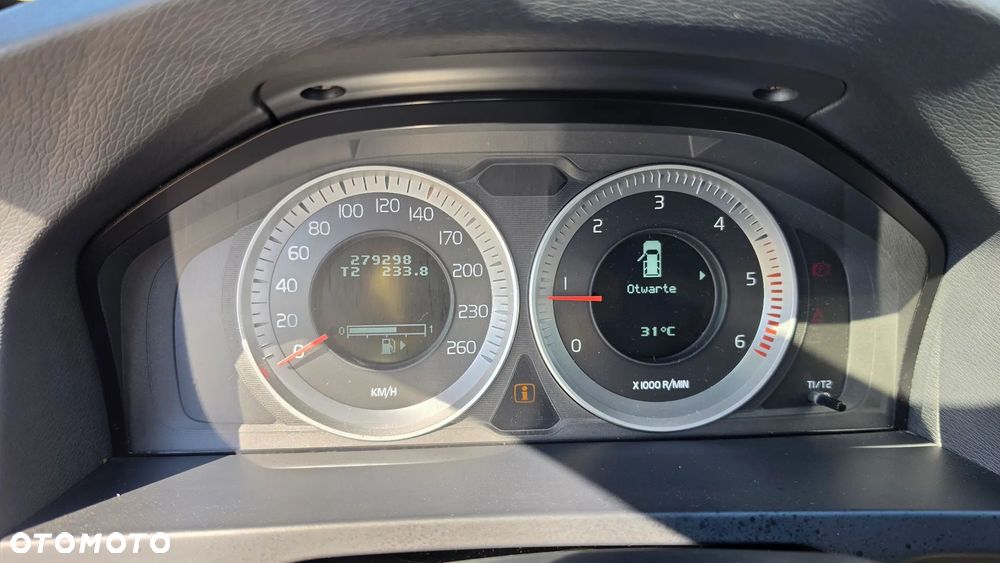 Volvo V60 D4 Momentum - 16