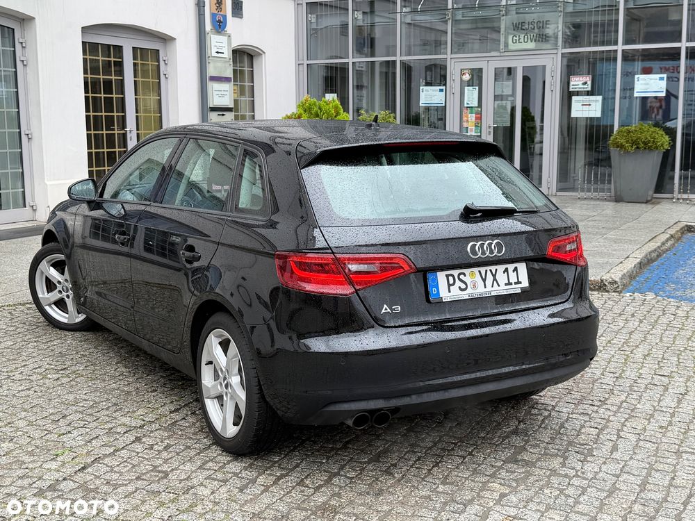Audi A3 Sportback - 18