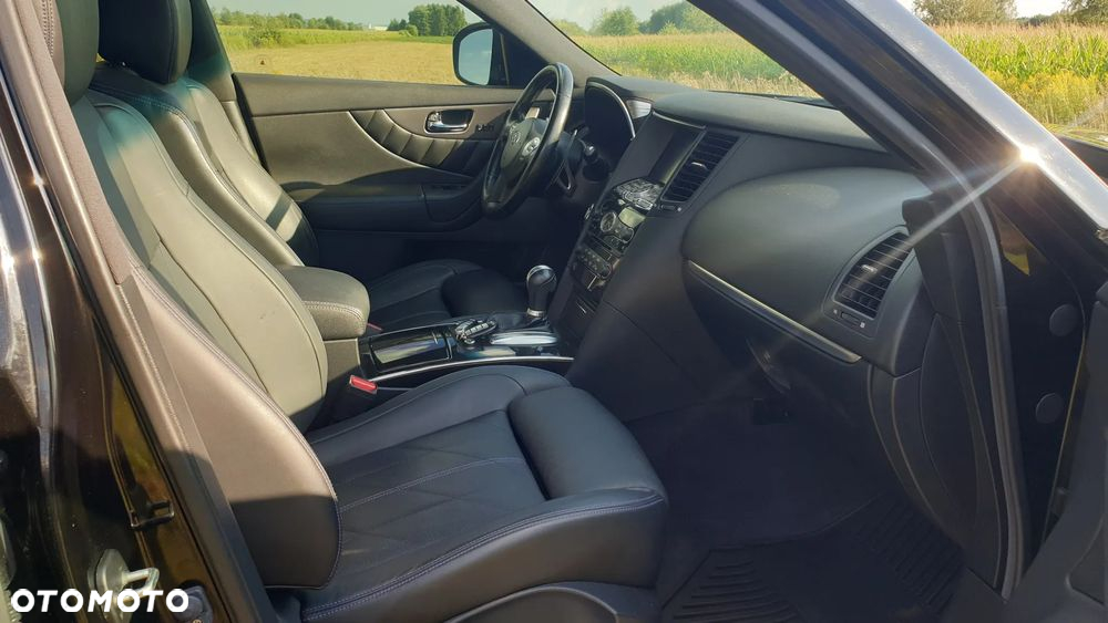 Infiniti QX70 3.7 AWD S Premium - 10