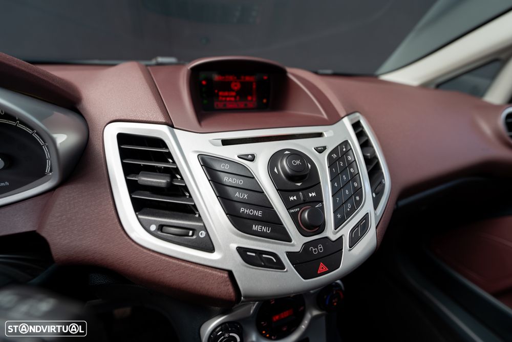 Ford Fiesta 1.4 TDCI Titanium - 10