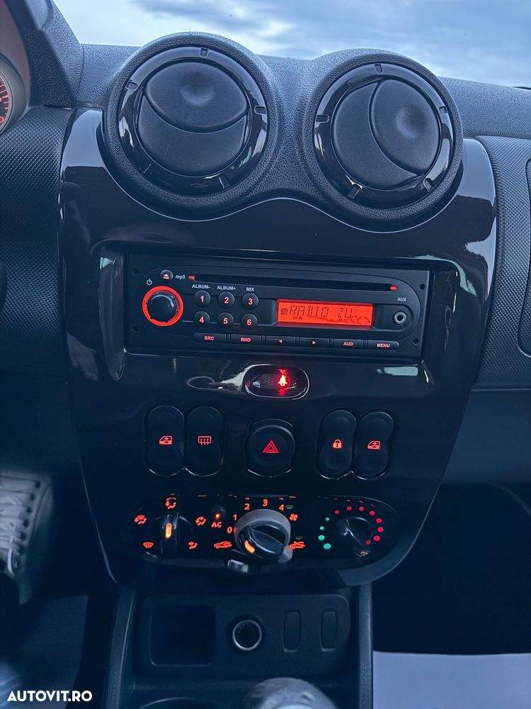 Dacia Duster dCi 110 FAP 4x2 Prestige - 12