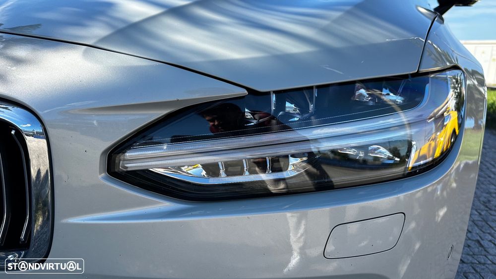 Volvo V90 2.0 B4 Momentum Plus Geartronic - 15