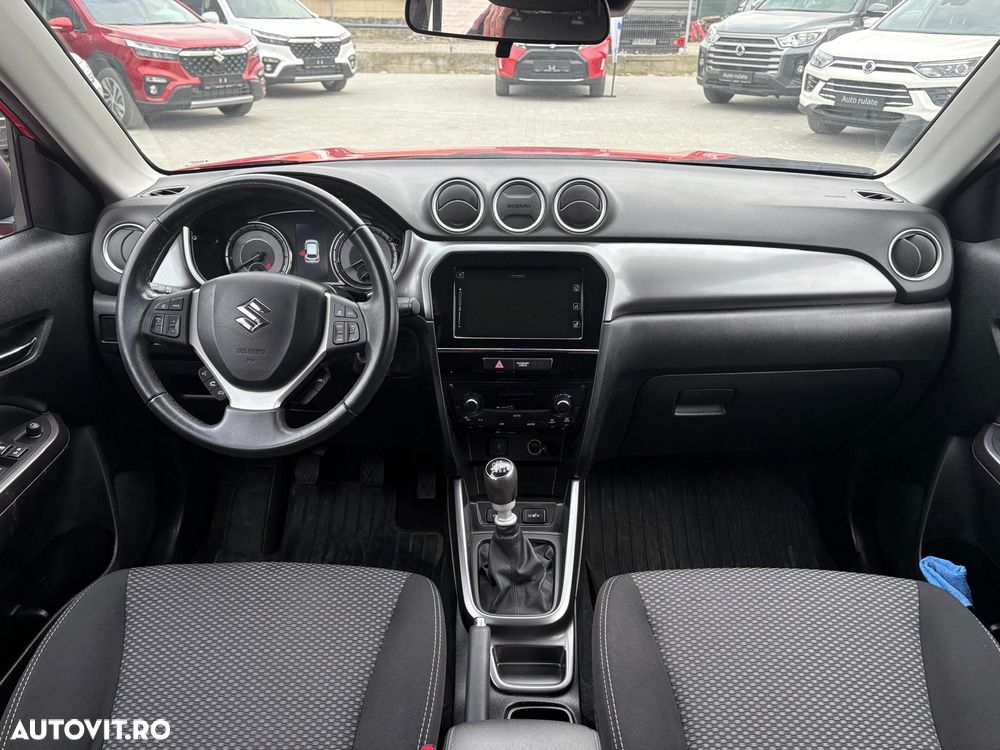 Suzuki Vitara 1.4 Boosterjet MHEV Passion - 9