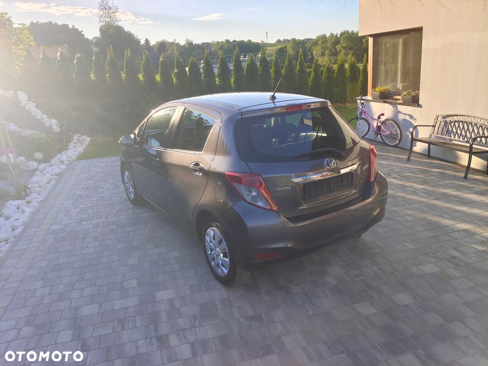 Toyota Yaris 1.0 Active - 13