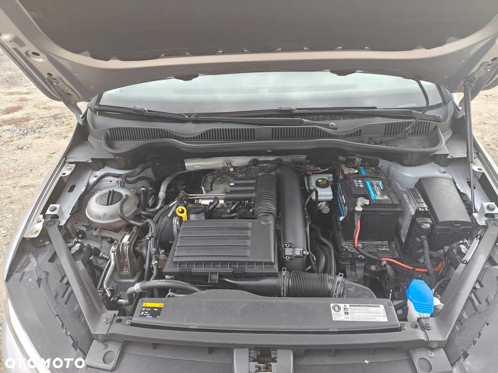 Volkswagen Golf - 17