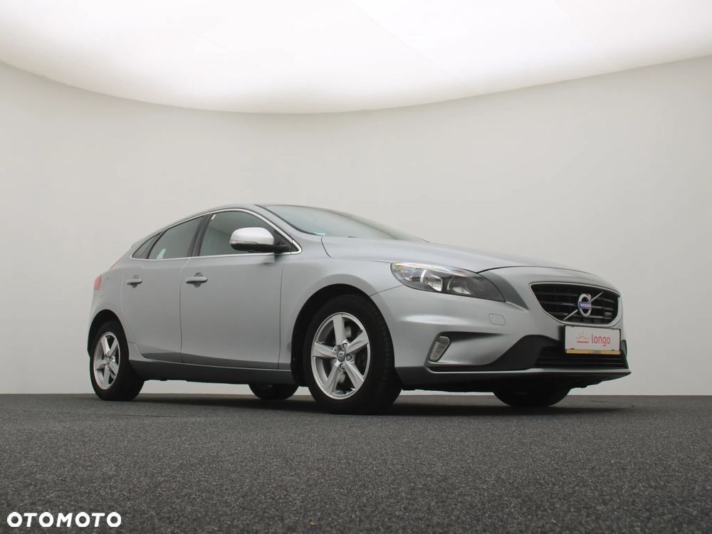 Volvo V40 D4 Drive-E R-Design Kinetic - 9