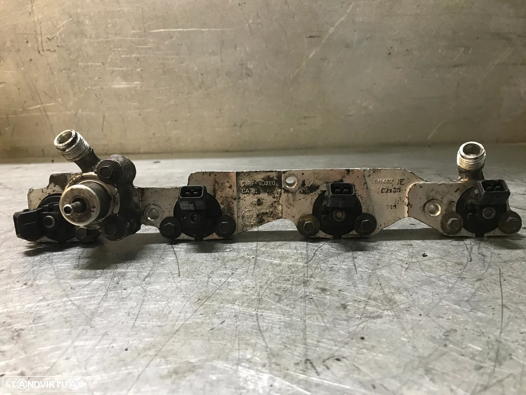 RÉGUA COM INJECTORES / INJETORES FORD ESCORT / MONDEO 1.6 1.8 16V REF.  938F-9D280-CA - 1