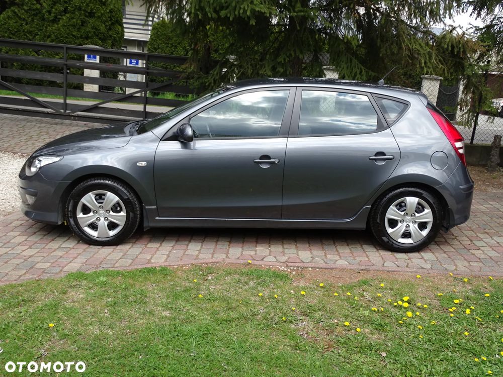 Hyundai i30 1.4 Classic + - 36
