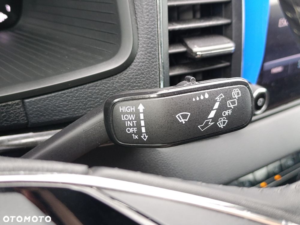 Skoda Karoq 1.5 TSI ACT GPF 4x2 Style - 24