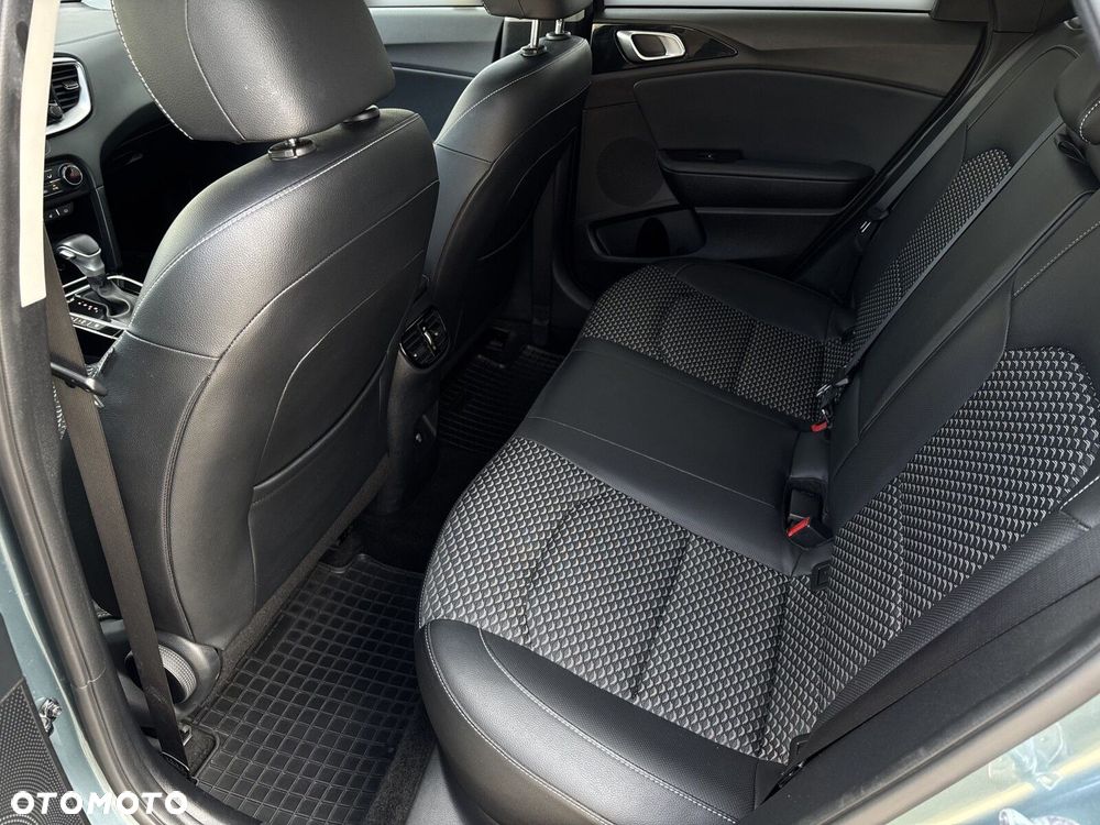 Kia Ceed 1.5 T-GDI Business Line DCT - 10