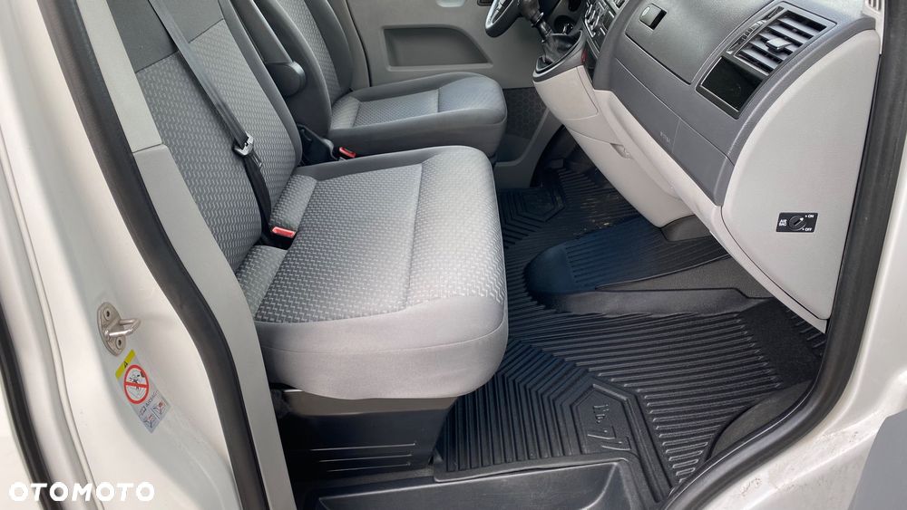Volkswagen Transporter L1H1 - 11