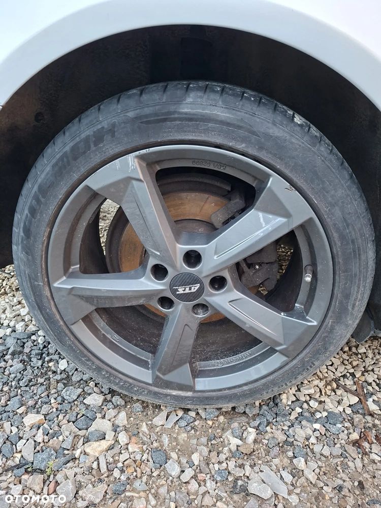 Audi A4 Avant 2.0 TDI Quattro - 13