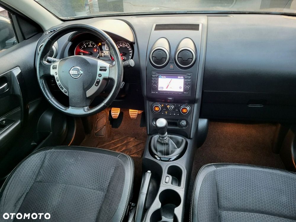 Nissan Qashqai - 14