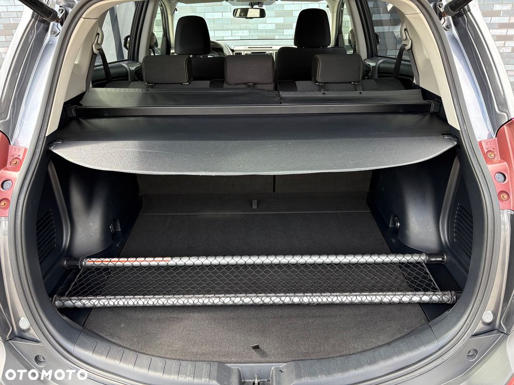 Toyota RAV4 2.0 D-4D Premium - 16