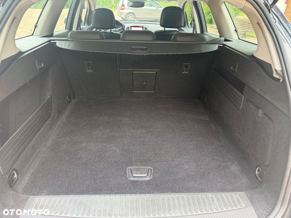 Opel Astra 1.4 Turbo Exklusiv - 22