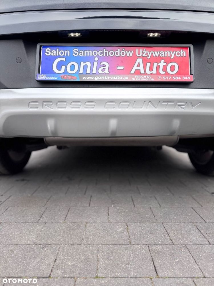 Volvo V40 Cross Country - 34