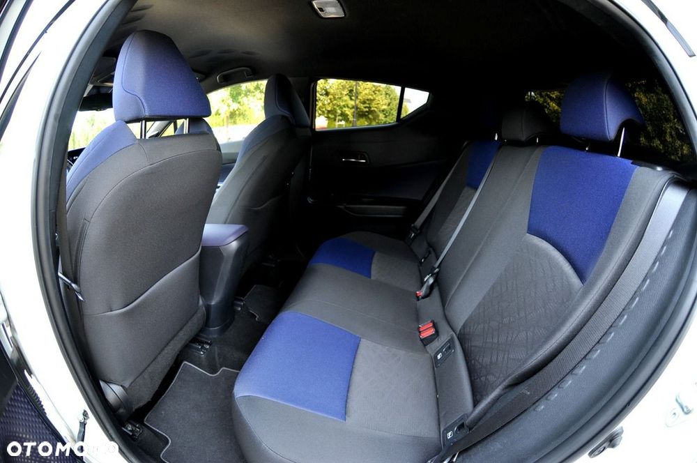 Toyota C-HR - 9