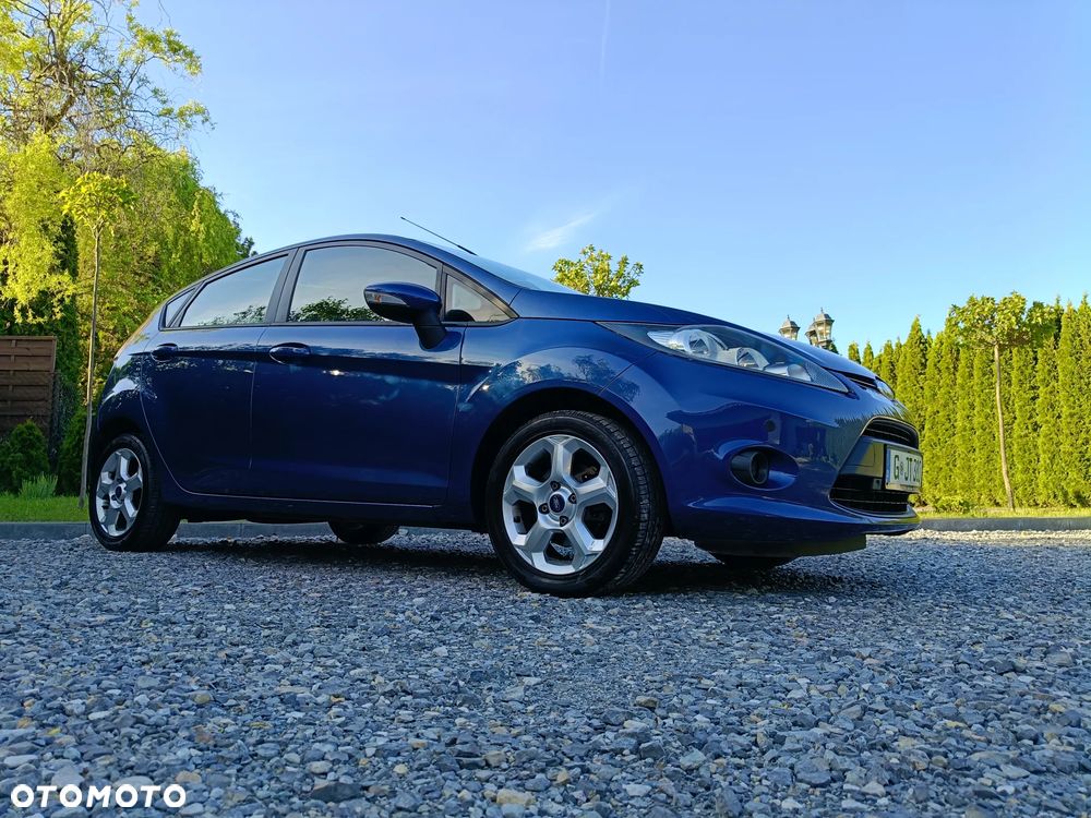 Ford Fiesta - 32