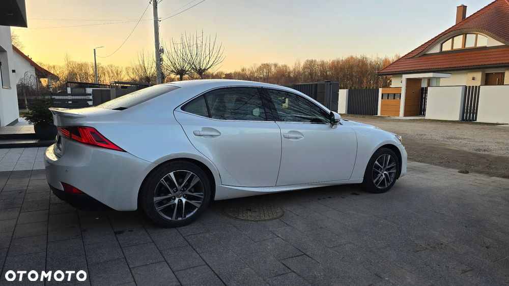 Lexus IS 200t / 300 Elegance - 6