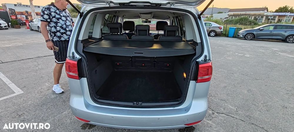 Volkswagen Touran 1.6 TDI DPF BlueMotion Technology MATCH - 7