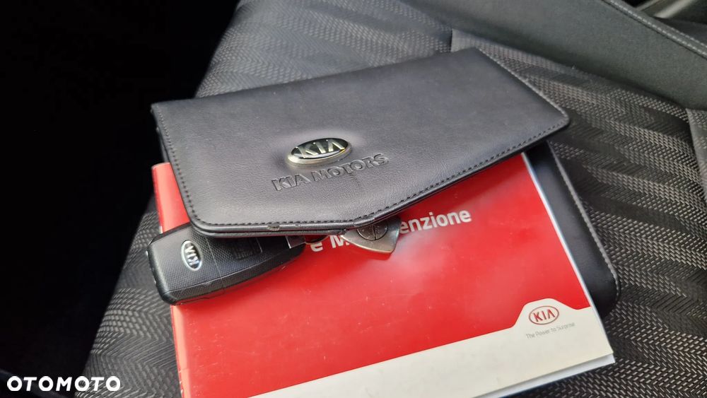 Kia Sportage 1.7 CRDI 2WD Attract - 20