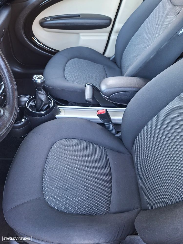 MINI Countryman Cooper D - 10