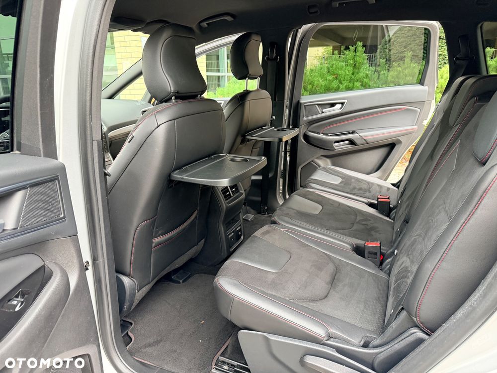 Ford S-Max - 24