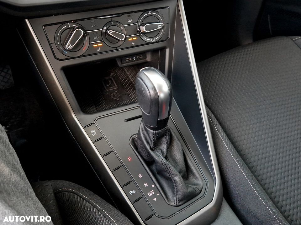 Volkswagen Polo 1.0 TSI DSG Comfortline - 18
