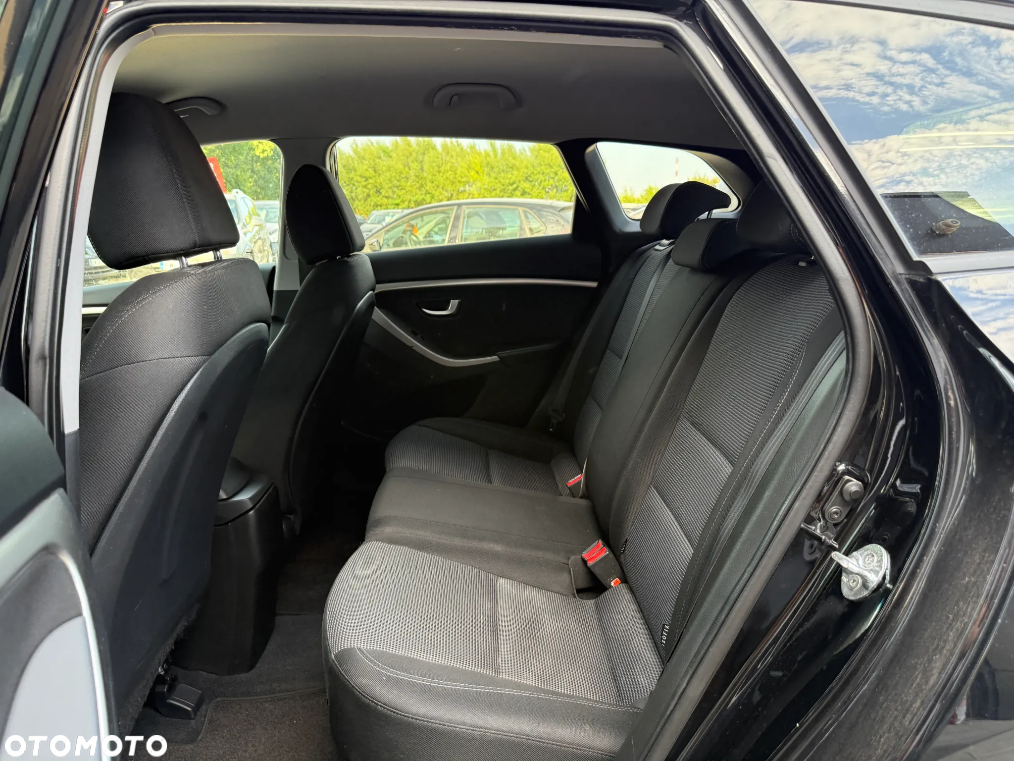Hyundai i30 1.6 GDI BlueDrive Go - 27