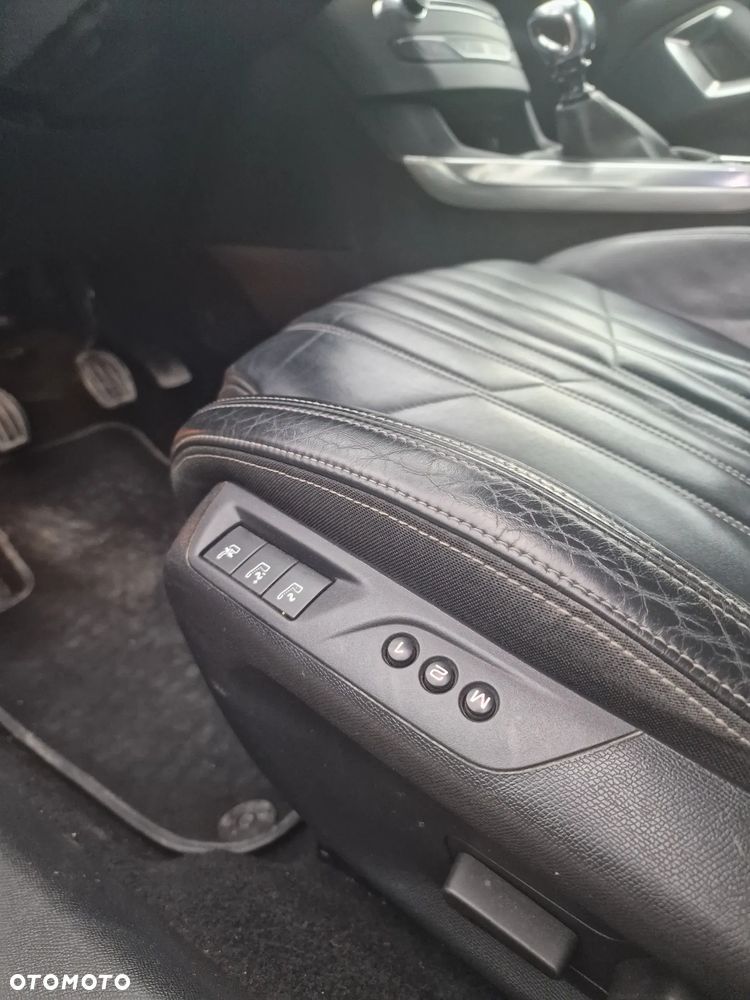 Peugeot 308 1.6 Premium - 10