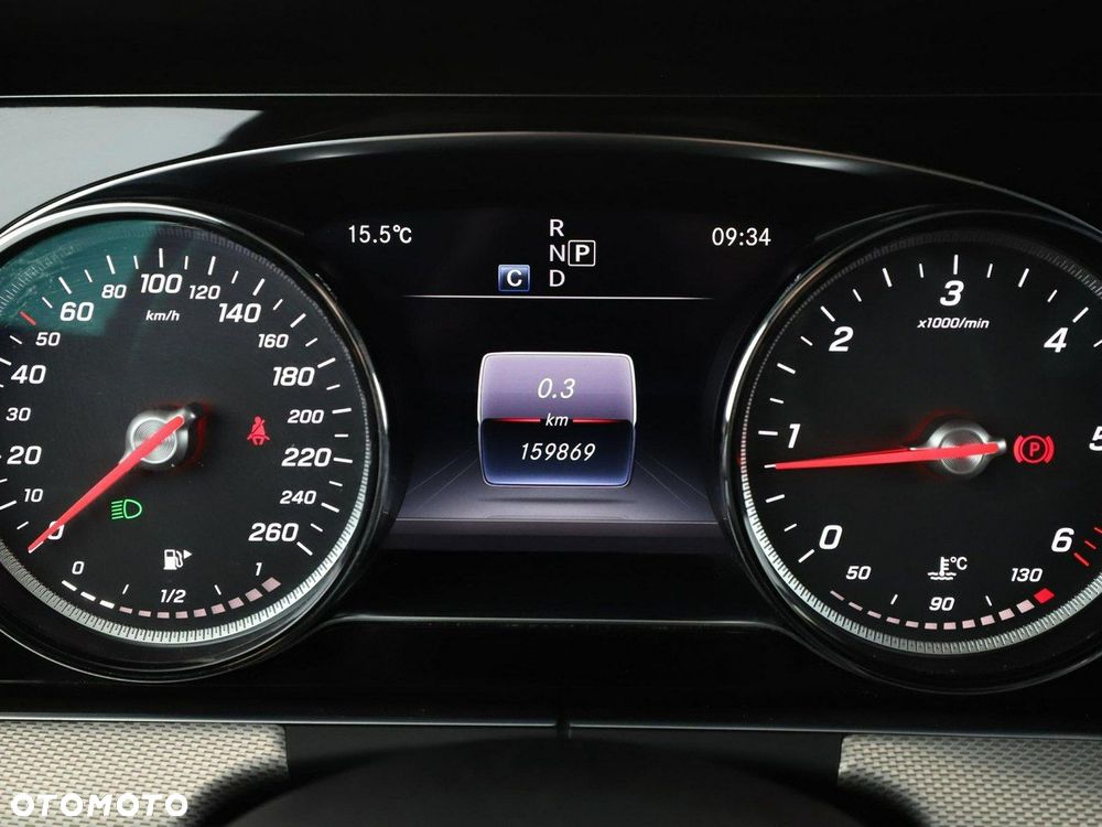 Mercedes-Benz Klasa E 220 d Avantgarde - 23