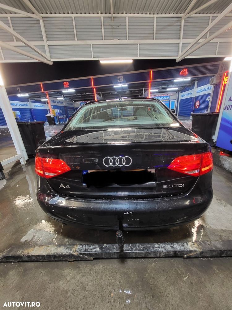 Audi A4 Limuzina - 2