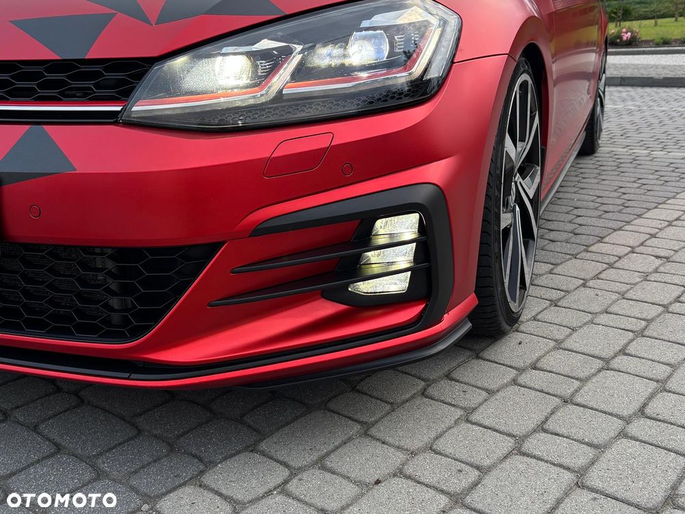 Volkswagen Golf GTI (BlueMotion Technology) DSG Performance - 34