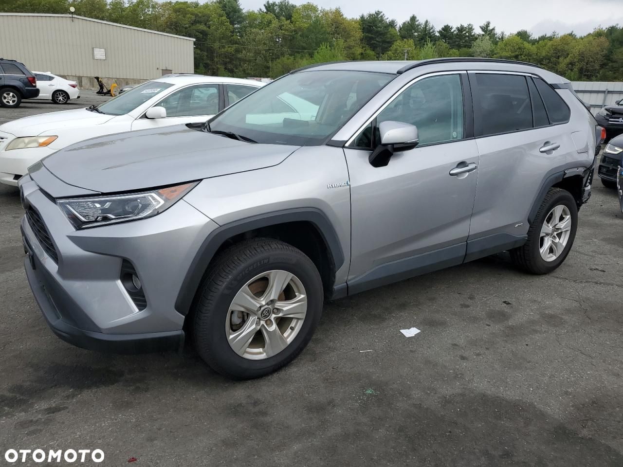 Toyota RAV4 - 1