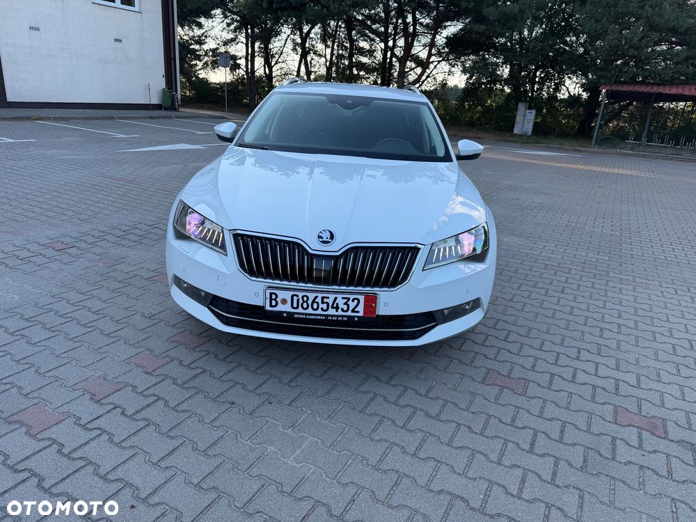 Skoda Superb 1.5 TSI ACT L&K DSG - 10