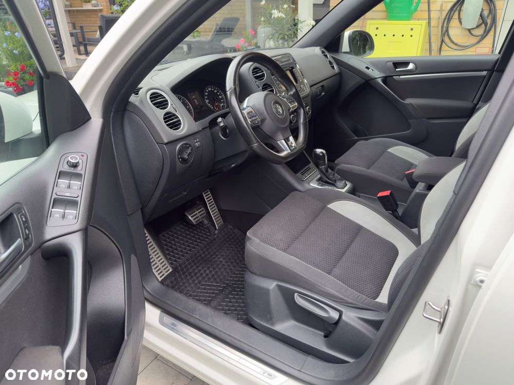 Volkswagen Tiguan 2.0 TDI 4Mot R-Style DSG - 10