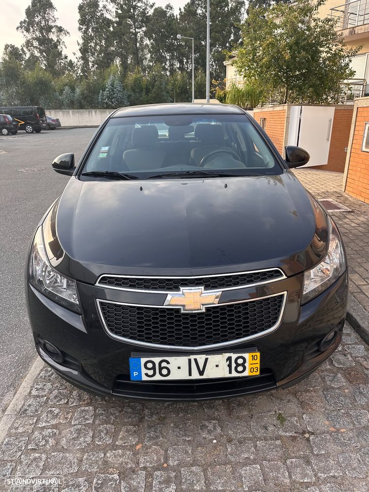 Chevrolet Cruze 1.6 LS - 1