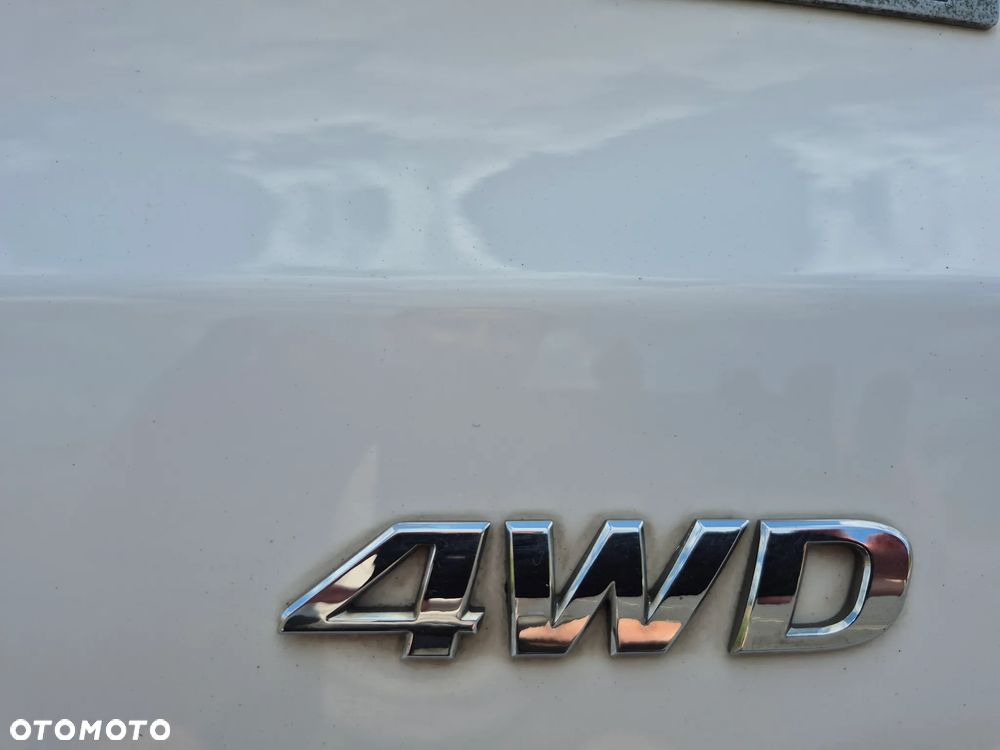 Hyundai ix35 2.0 CRDi 4WD Automatik Fifa World Cup Silver Edition - 17