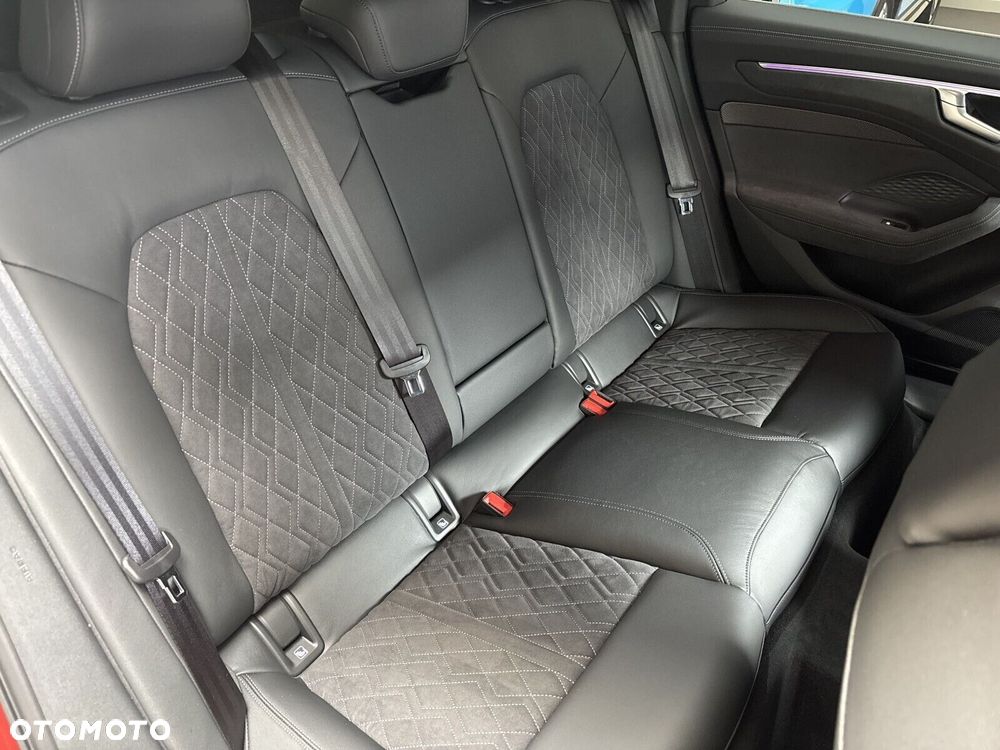 Audi A6 Avant - 13