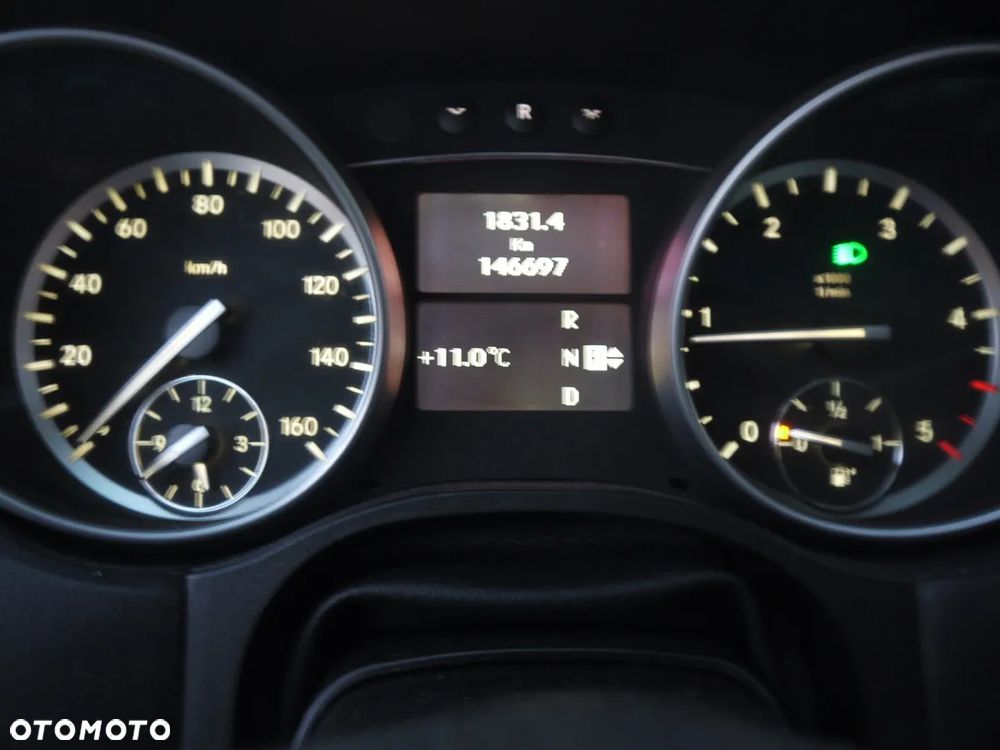 Mercedes-Benz GL 350 CDI BlueEff - 9