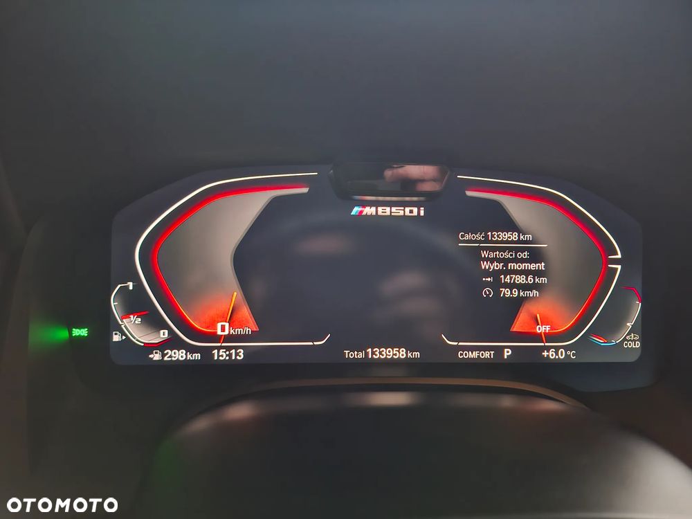 BMW Seria 8 - 16