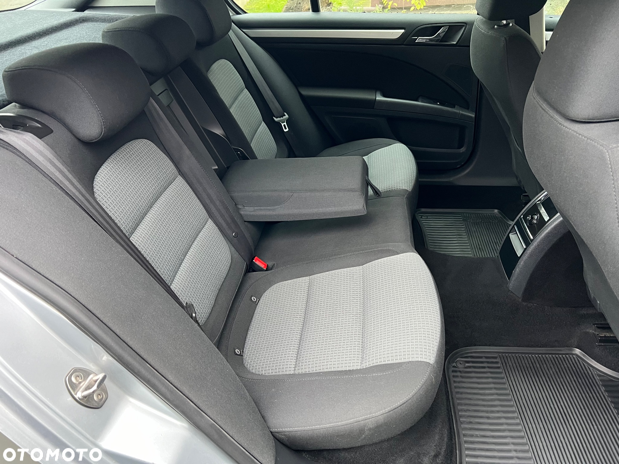 Skoda Superb 2.0 TDI Comfort - 8