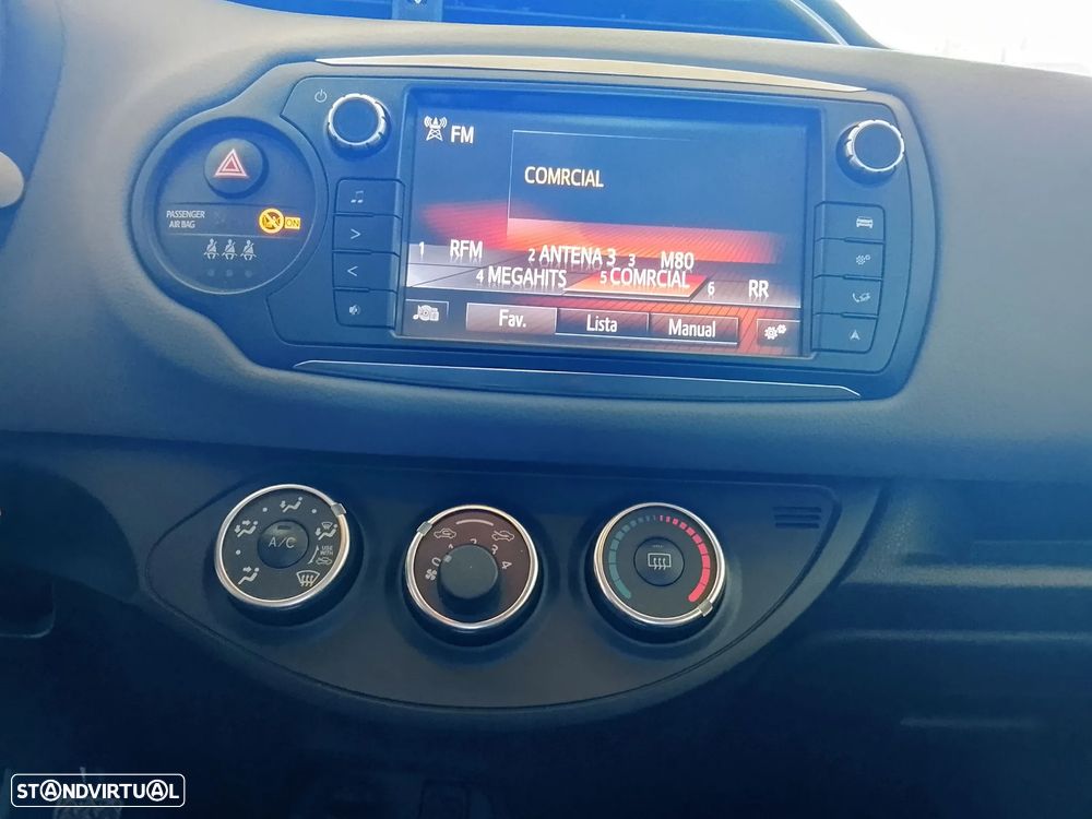 Toyota Yaris 1.0 VVT-i Comfort+P.Style - 8
