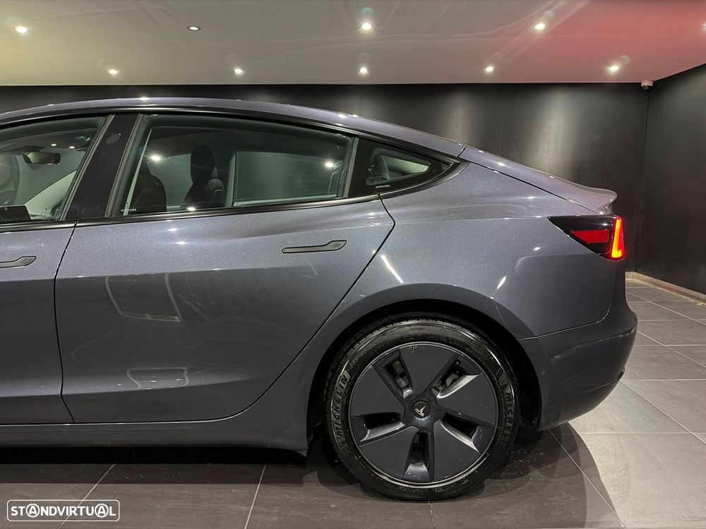 Tesla Model 3 Standard Range Plus RWD - 5