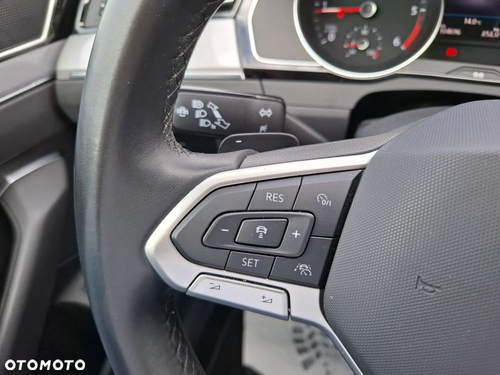 Volkswagen Passat Variant 2.0 TDI EVO Business DSG - 19