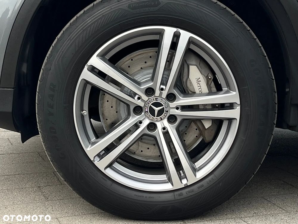 Mercedes-Benz GLC 300 e 4-Matic - 16